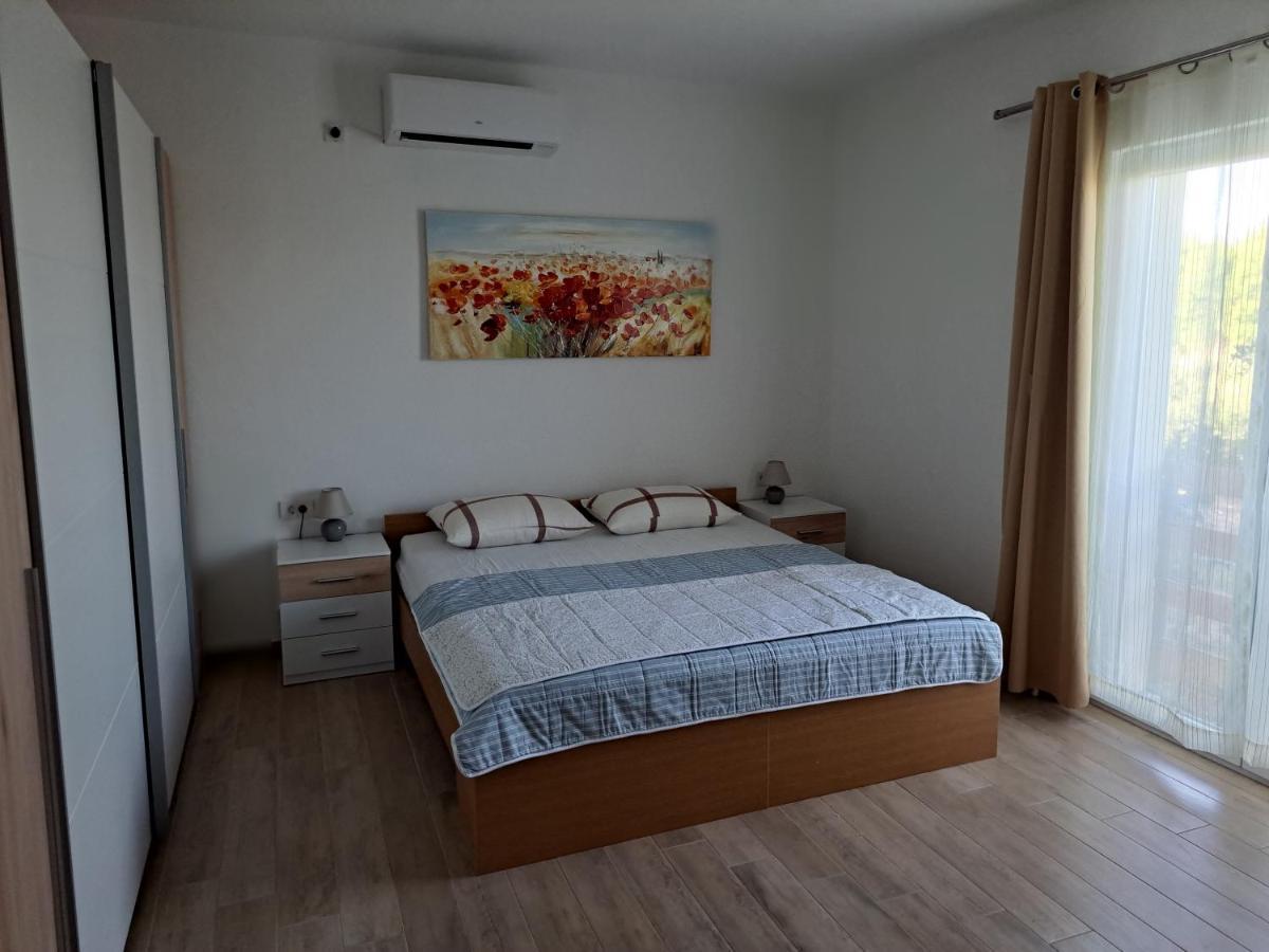 Apartments Marella Скрадин Экстерьер фото